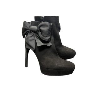 Alexander McQueen Black Suede Bow Ankle Heeled Platform Boots Size 37